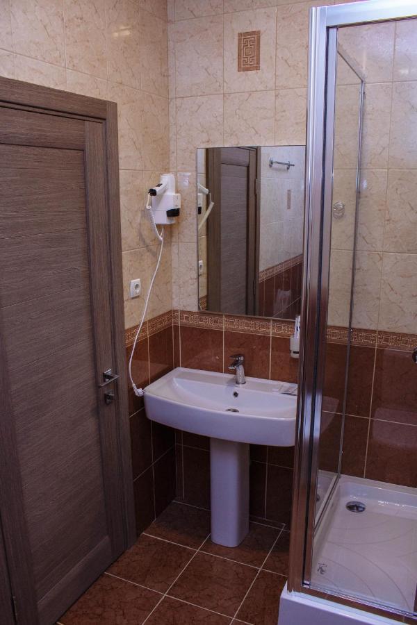 Platinum Hotel Zaporizhia Exterior foto